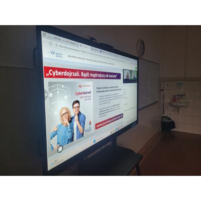 Lekcja z Cyberdojrzałymi – jak chronić swoje dane i nie dać się oszukać w internecie – inicjatywa Samorządu Uczniowskiego