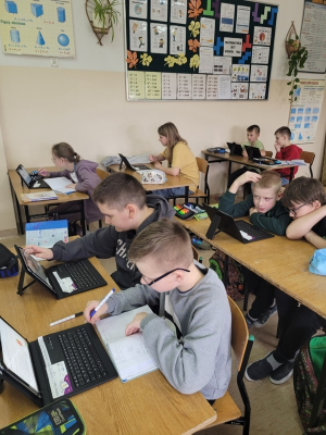 zeszyt.online - sztuczna inteligencja w nauce matematyki Zdjęcie do artykułu zeszyt.online - sztuczna inteligencja w nauce matematyki