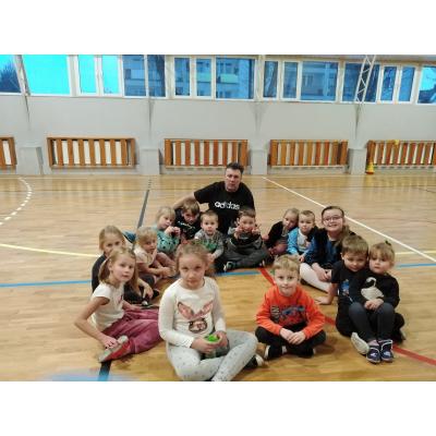 Zajęcia sportowe w szkole Zajęcia sportowe w szkole