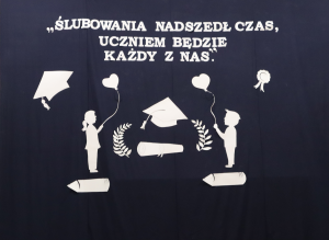 Ślubowanie uczniów klasy pierwszej Zdjęcie do artykułu Ślubowanie uczniów klasy pierwszej