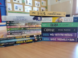 O nowych książkach w bibliotece... Zdjęcie do artykułu O nowych książkach w bibliotece...