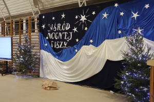 Rodzice na jasełkach w szkole Zdjęcie do artykułu Rodzice na jasełkach w szkole