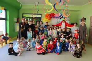 Bal karnawałowy w przedszkolu Zdjęcie do artykułu Bal karnawałowy w przedszkolu