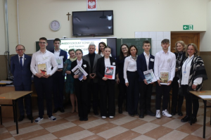 II Międzyszkolny Konkurs pod hasłem „Sybir – ziemia cierpień” Zdjęcie do artykułu II Międzyszkolny Konkurs pod hasłem „Sybir – ziemia cierpień”