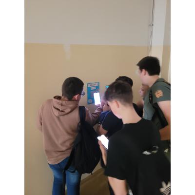 KONKURS MATEMATYCZNY „TROPICIELE MATEMATYCZNYCH QRKODÓW” KONKURS MATEMATYCZNY „TROPICIELE MATEMATYCZNYCH QRKODÓW”
