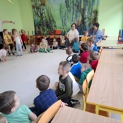 Messenger_creation_AE125B95-0963-4BDF-93FA-FA05EEF1B85E